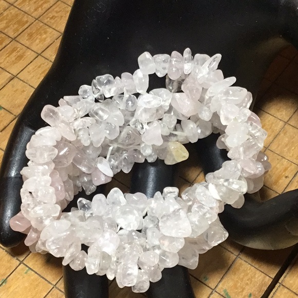 Semiprecious Stone Crystal Soft Pink Quartz 6”L x 1.25”W Elastic Bracelet EVC - Picture 9 of 9
